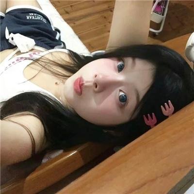 黄昏时分、牵着手
